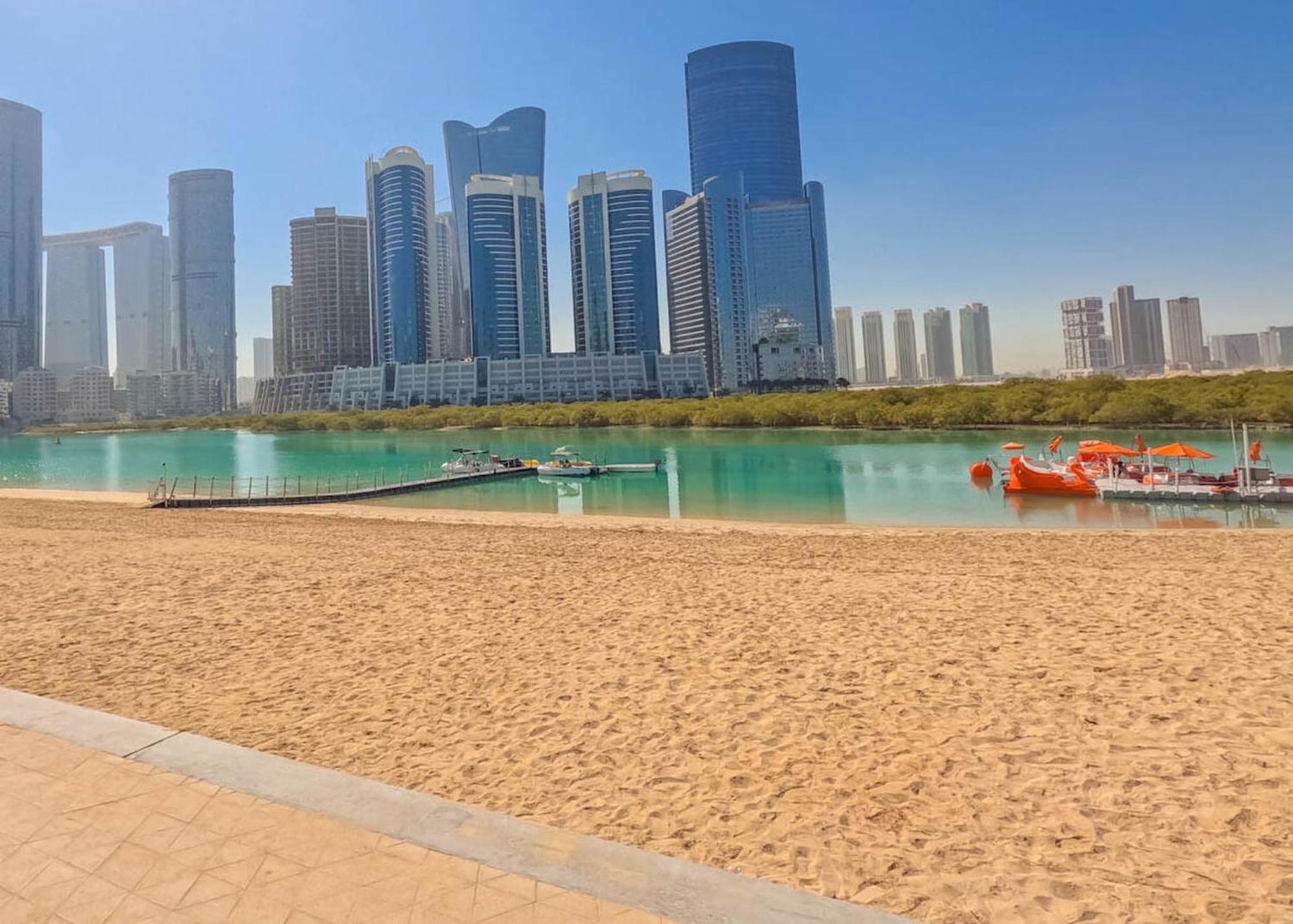 Bloomfields Cozy 1br Ocean Terrace Al Reem Abu Dhabi